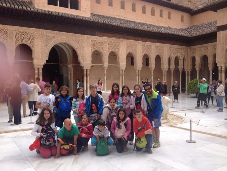 viaje fin de curso a Granada excursion escolar a granada y la Alhambra
